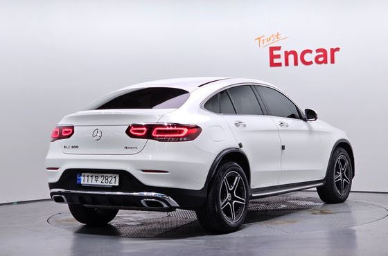Mercedes-Benz GLC-Class GCL300 4MATIC Coupe — пробег 18 326 км — фото 2 из 5
