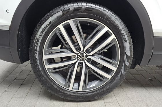 Volkswagen Tiguan 2.0 TDI Prestige — пробег 29 835 км — фото 5 из 5