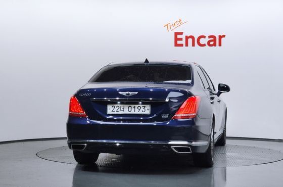 Genesis EQ900 3.3 T-GDI AWD Premiun Luxury — пробег 166 106 км — фото 4 из 5