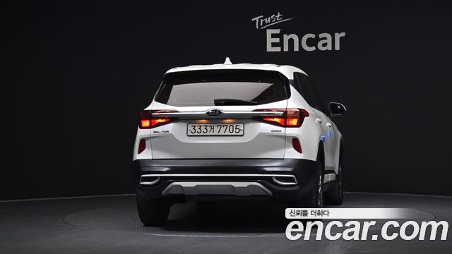 Kia Seltos из Кореи Encar