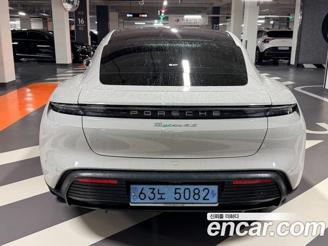 Porsche Taycan 4S — пробег 58 000 км — фото 5 из 5