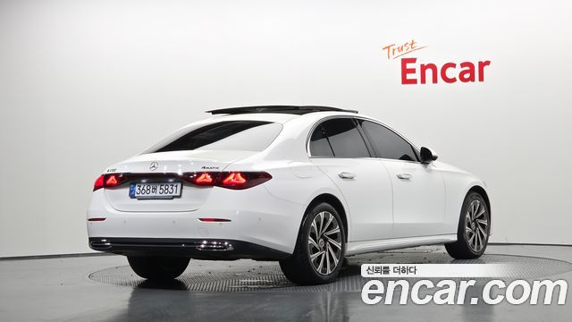 Mercedes-Benz E-Class из Кореи Encar
