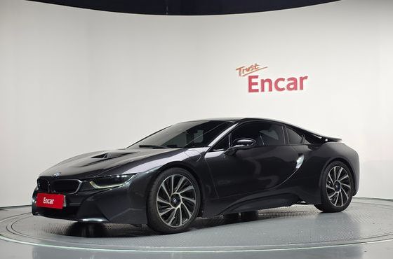 BMW i8 Coupe — пробег 105 634 км — фото 1 из 5