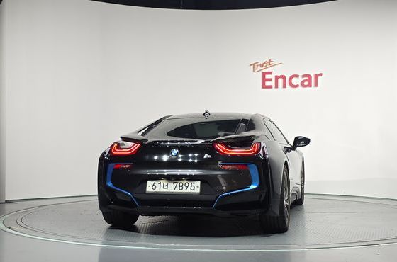 BMW i8 Coupe — пробег 105 634 км — фото 4 из 5