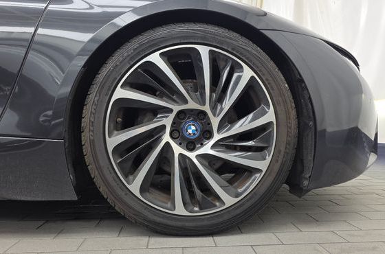 BMW i8 Coupe — пробег 105 634 км — фото 5 из 5