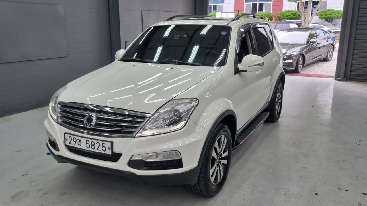 Ssangyong Rexton из Кореи Encar
