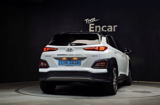 Hyundai Kona Premium — пробег 257 880 км — фото 4 из 5