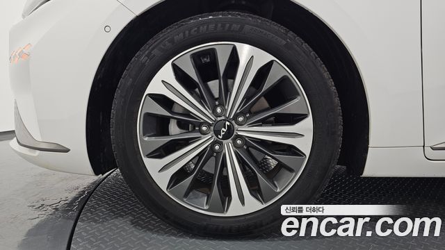 Kia K8 из Кореи Encar