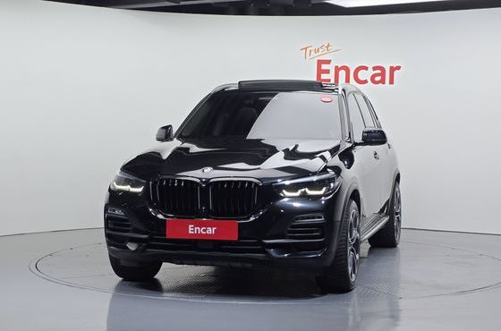 BMW X5 xDrive 40i xLine — пробег 79 502 км — фото 3 из 5