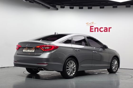Hyundai Sonata LPI Premium Special — пробег 113 984 км — фото 2 из 5