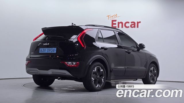 Kia Niro Air — пробег 10 626 км — фото 2 из 5