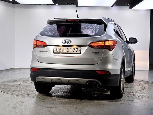 Hyundai Santafe Diesel(e-VGT) 2.0 4WD Premium — пробег 283 612 км — фото 3 из 5