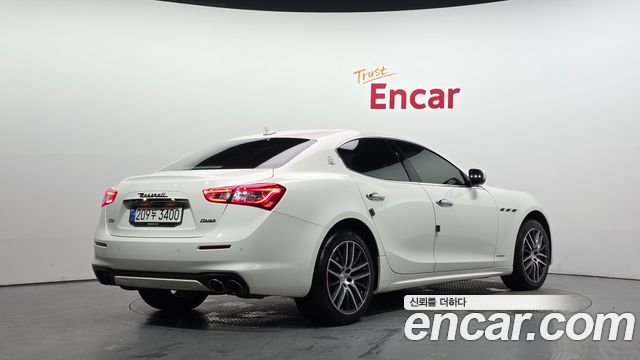 Maserati Ghibli из Кореи Encar