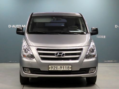 Hyundai Starex 5-Seater VAN Smart — пробег 216 649 км — фото 1 из 5
