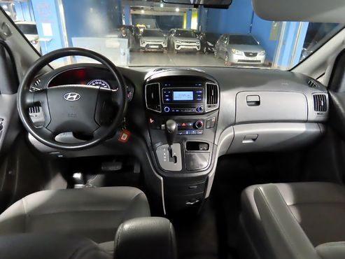 Hyundai Starex 5-Seater VAN Smart — пробег 216 649 км — фото 4 из 5