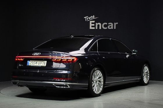 Audi A8 50 TDI Quattro LWB — пробег 84 929 км — фото 2 из 5
