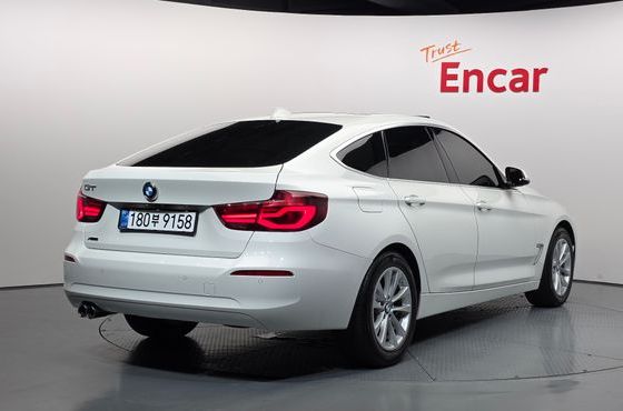 BMW Gran Turismo GT 320d xDrive — пробег 84 831 км — фото 2 из 5