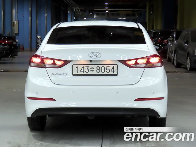 Hyundai AVANTE из Кореи Encar