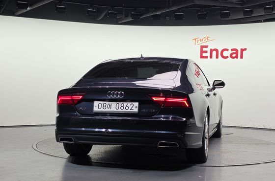 Audi A7 40 TDI 4G — пробег 118 903 км — фото 4 из 5