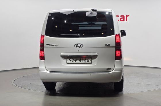 Hyundai Starex 3-Seater LPi VAN CVX Luxury — пробег 257 014 км — фото 4 из 5
