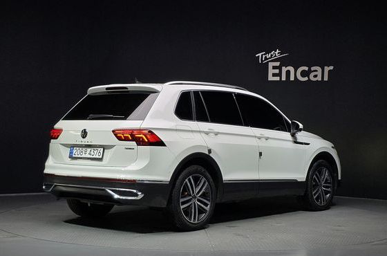 Volkswagen Tiguan 2.0 TDI 4Motion Prestige — пробег 111 763 км — фото 2 из 5
