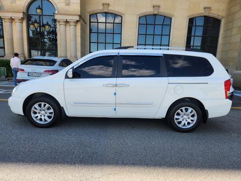 Kia Carnival Grand Carnival GLX Deluxe — пробег 202 790 км — фото 3 из 5