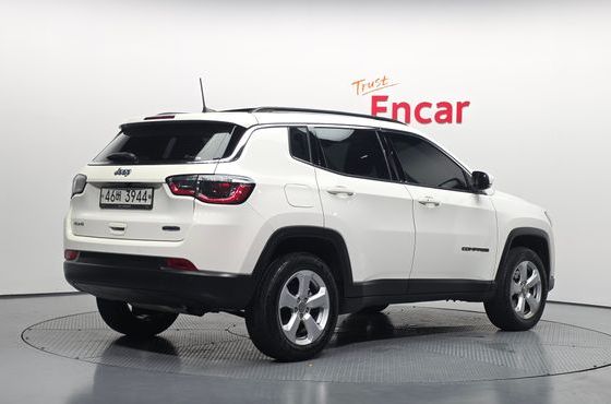 Jeep Compass 2.4 Longitude AWD — пробег 118 690 км — фото 2 из 5