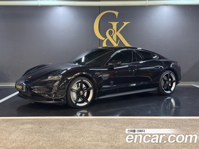 Porsche Taycan Base — пробег 22 400 км — фото 1 из 5