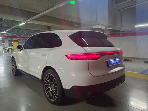 Porsche Cayenne 3.0 — пробег 67 000 км — фото 3 из 5