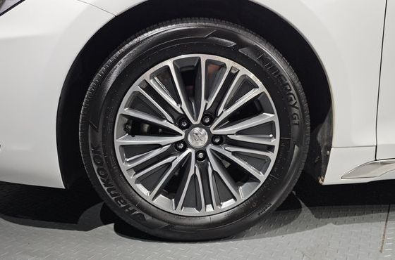 Hyundai Grandeur Exclusive Special — пробег 71 446 км — фото 5 из 5