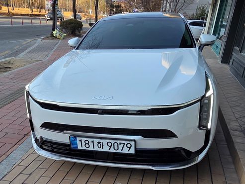 Kia K8 Signature — пробег 3 820 км — фото 1 из 5