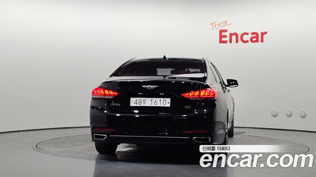 Hyundai Genesis из Кореи Encar