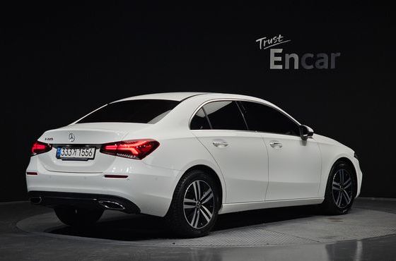 Mercedes-Benz A-Class A220 Sedan — пробег 56 469 км — фото 2 из 5