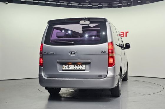 Hyundai Starex 11-Seater Wagon CVX Premium — пробег 120 642 км — фото 4 из 5
