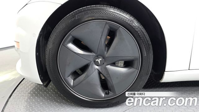 Tesla Model 3 Standard Range Plue RWD — пробег 144 463 км — фото 5 из 5