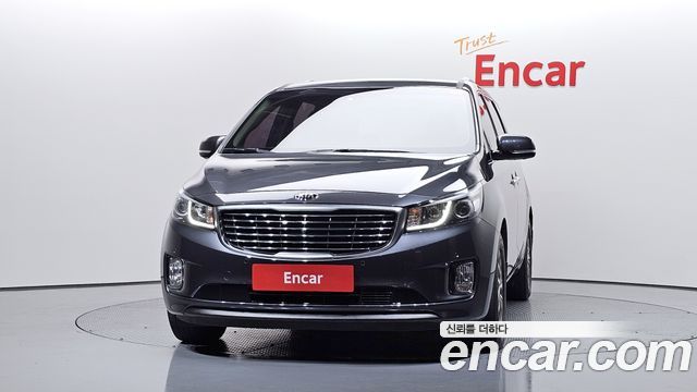 Kia Carnival из Кореи Encar