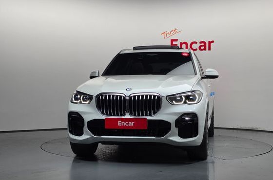 BMW X5 xDrive 45e M Sport — пробег 38 934 км — фото 3 из 5