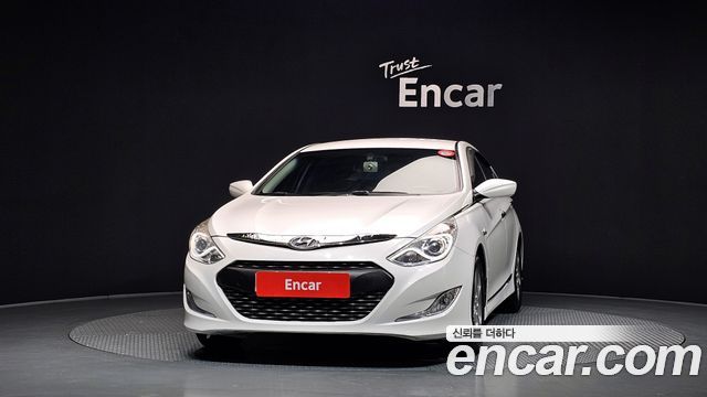Hyundai Sonata 2.0 Smart — пробег 267 992 км — фото 3 из 5