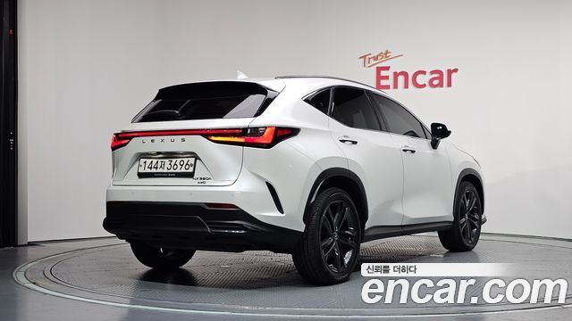 Lexus NX Premium — пробег 103 178 км — фото 2 из 5