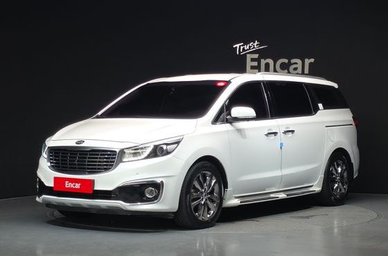 Kia Carnival 7-seater Limousine VIP — пробег 157 466 км — фото 1 из 5