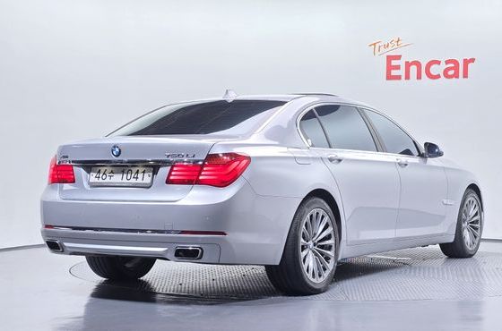BMW 7-Series 750Li xDrive — пробег 133 488 км — фото 2 из 5