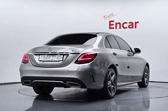 Mercedes-Benz C-Class C300e 4MATIC AMG Line — пробег 79 950 км — фото 2 из 5
