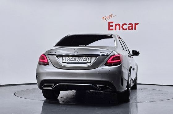 Mercedes-Benz C-Class C300e 4MATIC AMG Line — пробег 79 950 км — фото 4 из 5