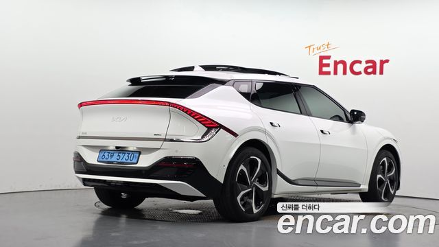 Kia EV6 из Кореи Encar