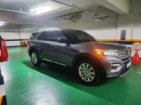 Ford Explorer 2.3 LimIted 4WD — пробег 54 947 км — фото 2 из 5