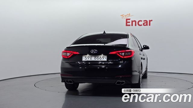 Hyundai Sonata 2.0 Premium — пробег 113 162 км — фото 4 из 5