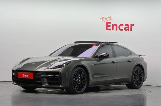 Porsche Panamera 4.0 GTS — пробег 9 238 км — фото 1 из 5