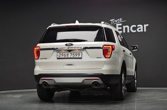 Ford Explorer 2.3 Limited 4WD 5th — пробег 185 024 км — фото 4 из 5