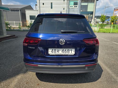 Volkswagen Tiguan 2.0 TDI Premium — пробег 71 699 км — фото 4 из 5
