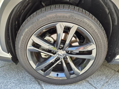 Lexus NX Premium — пробег 7 000 км — фото 5 из 5